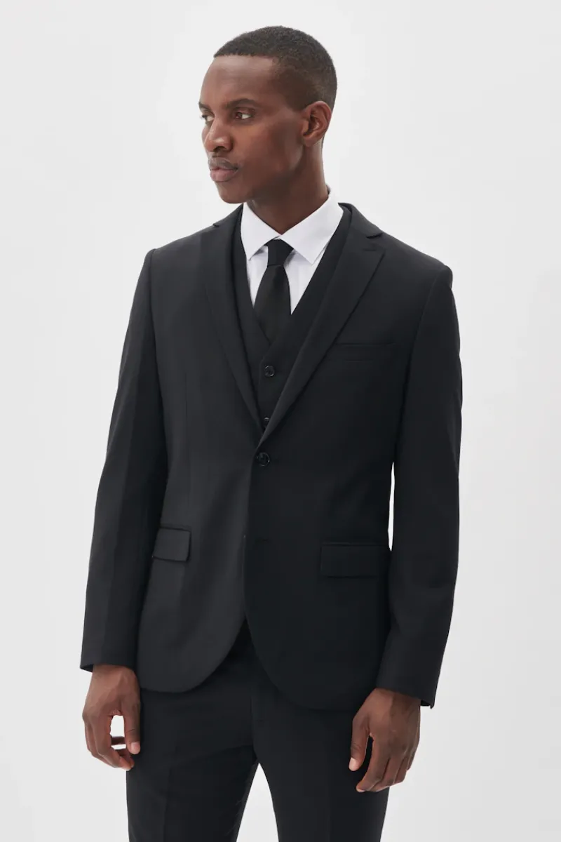 Matinique Jonathan Blazer New
