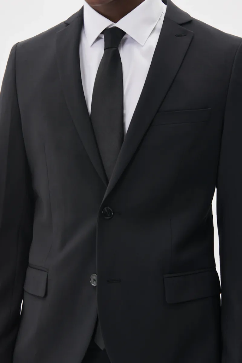 Matinique Jonathan Blazer New