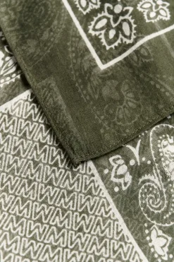 Matinique MAbandana Scarf Hot